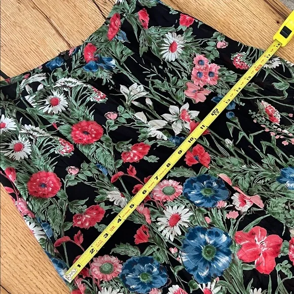 Reformation Cottage Core Y2K Floral Flowy Front Slit Maxi Skirt, Estimated S/M - Picture 5 of 10